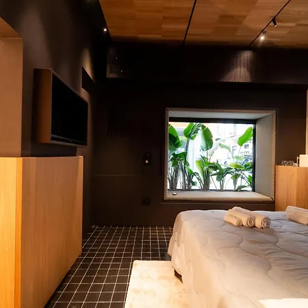 Flow 圣贝内代托-德尔特龙托